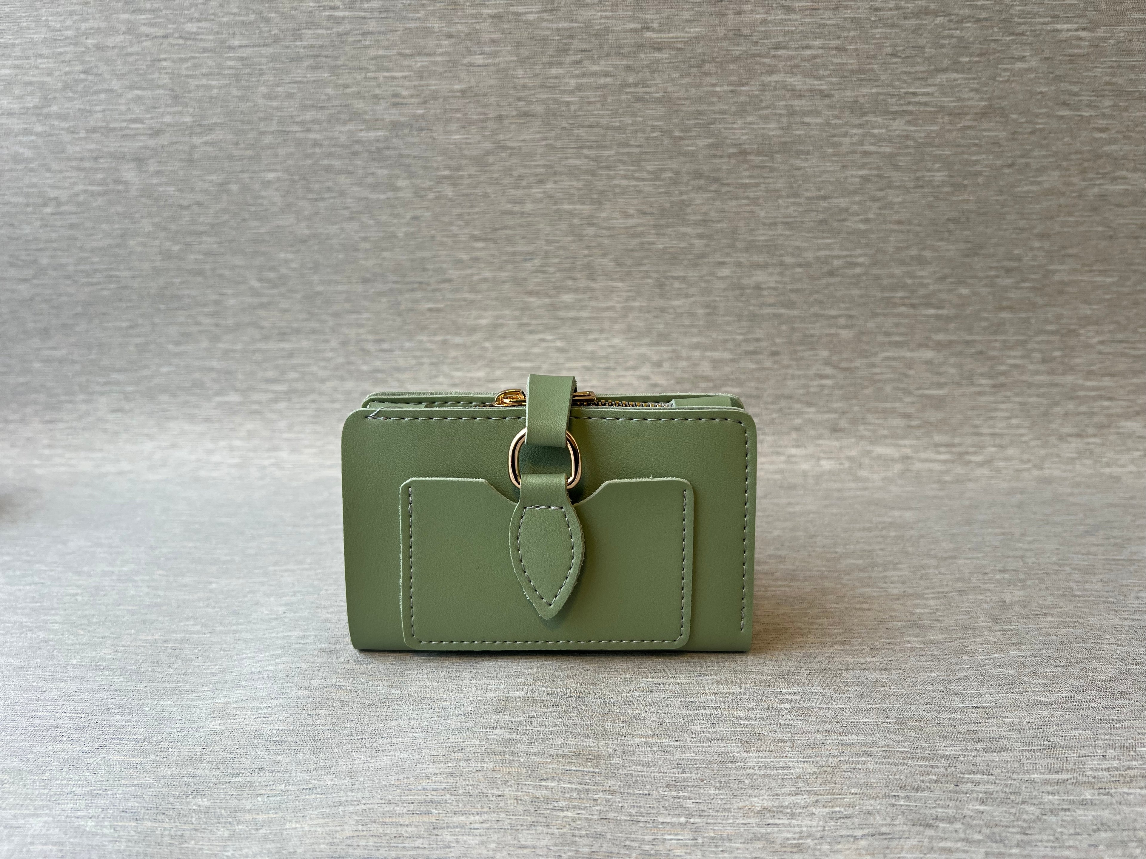 Leather Wallet with Ring Closure