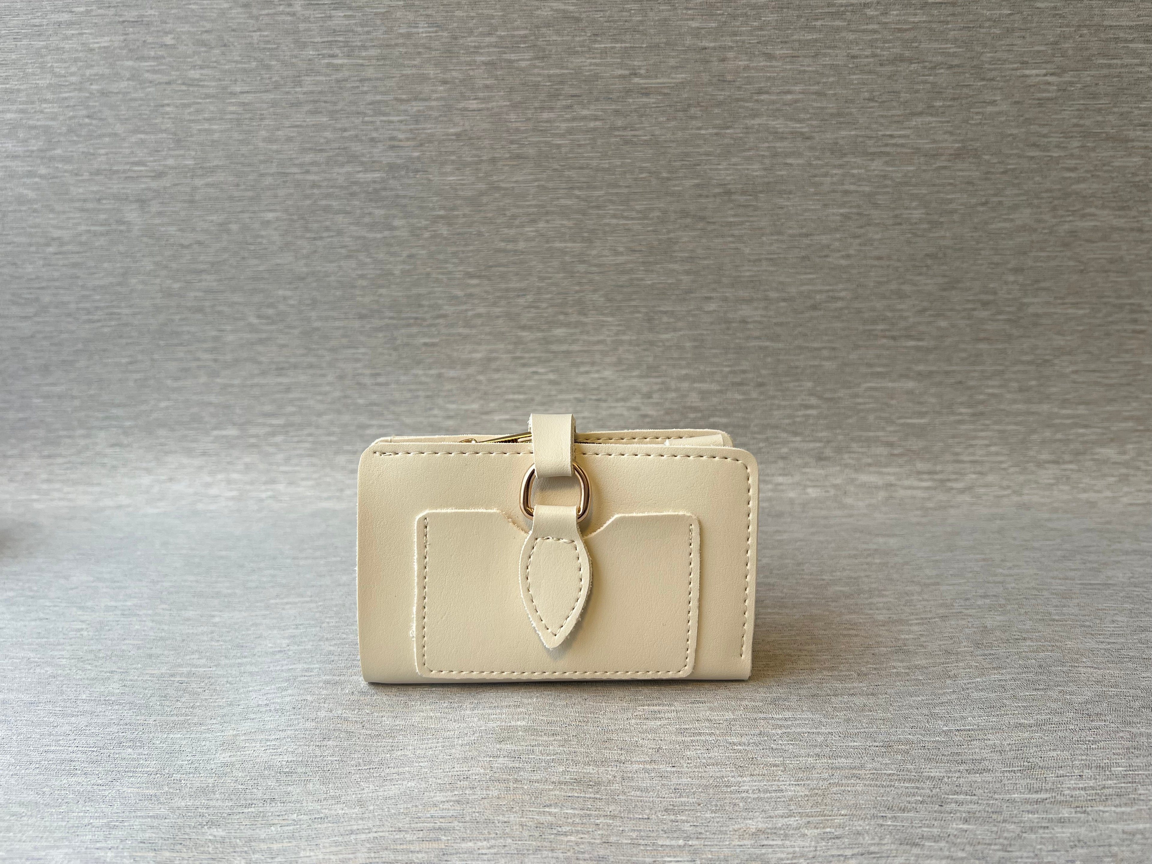 Leather Wallet with Ring Closure